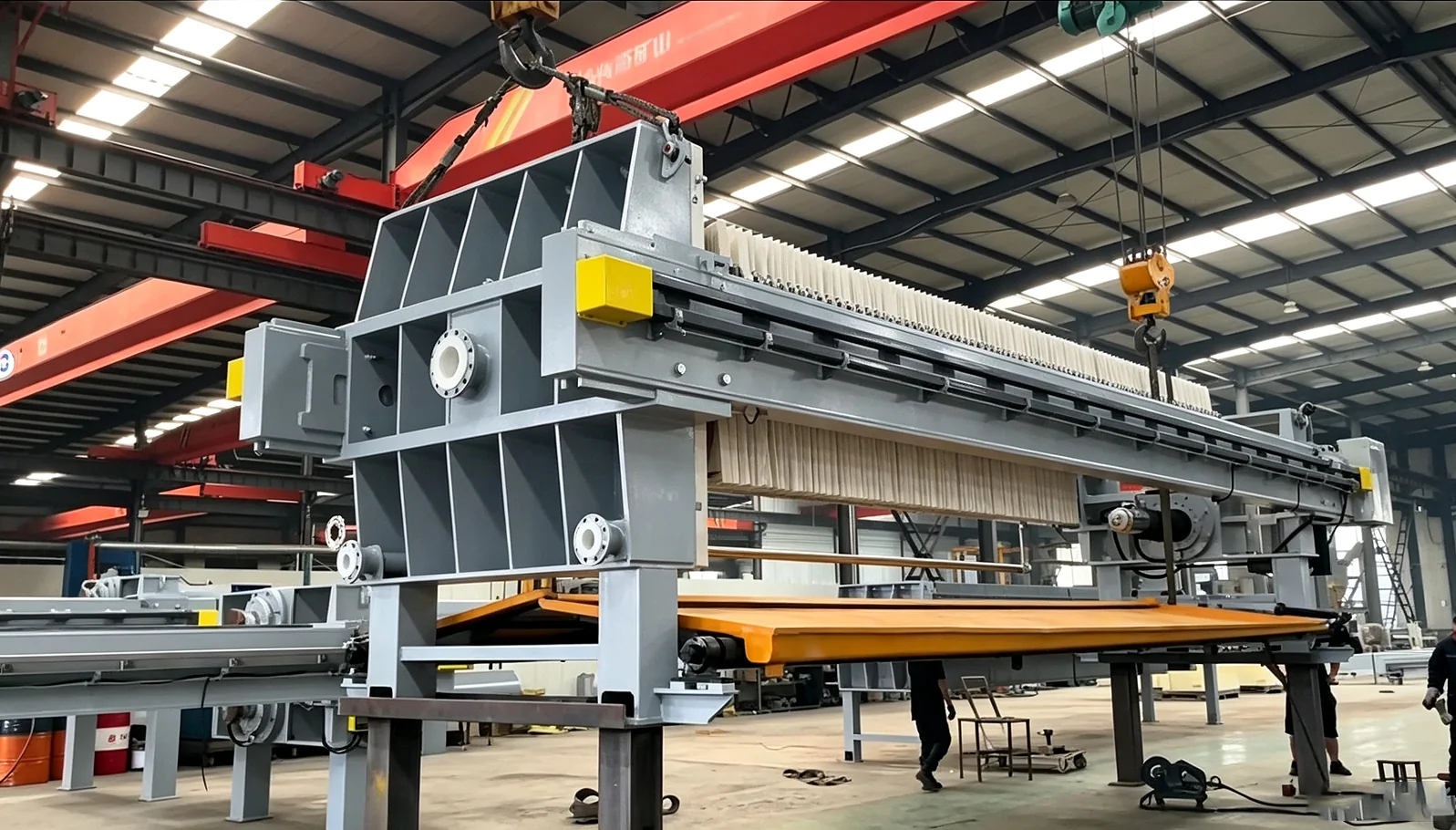 Full-size equipment assembly